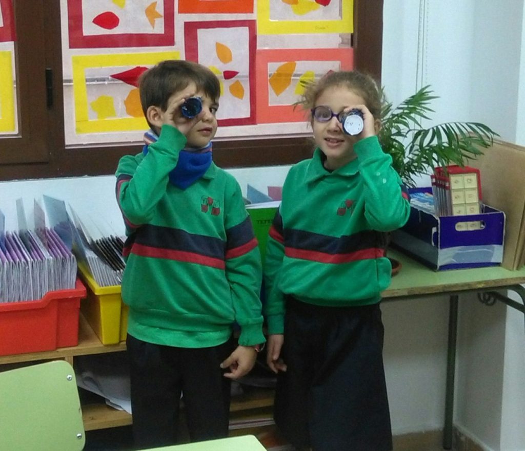 Juniors_Y3_Laura_telescopes